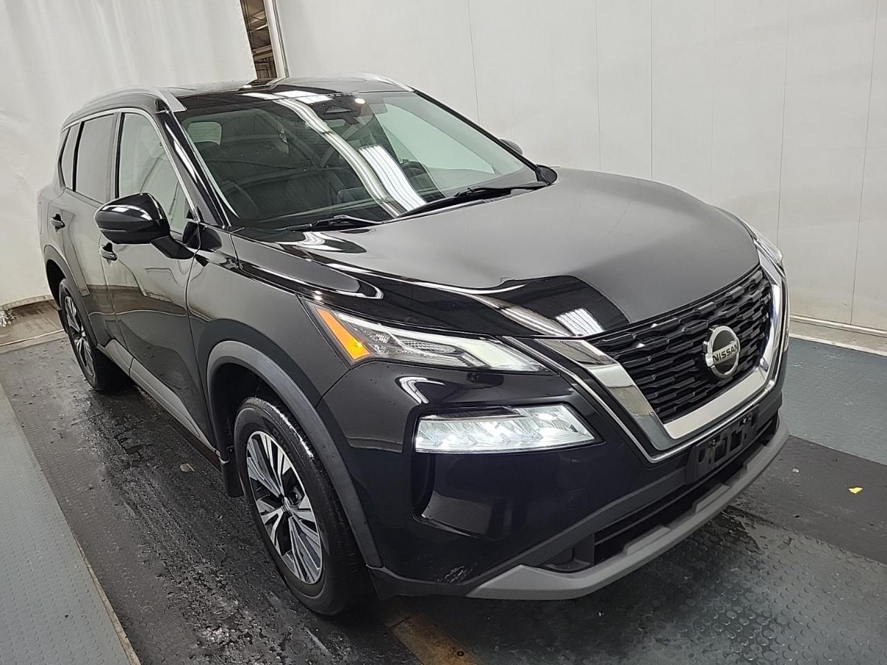 2021 Nissan Rogue SV MOONROOF AWD | NO ACCIDENTS | NAV | SUNROOF Photo3