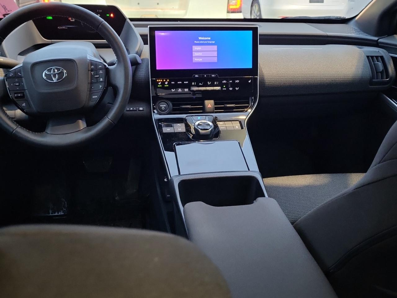 2023 Toyota bZ4X LE | NO ACCIDENTS | 12.3 DISPLAY | HEATED STEERING Photo