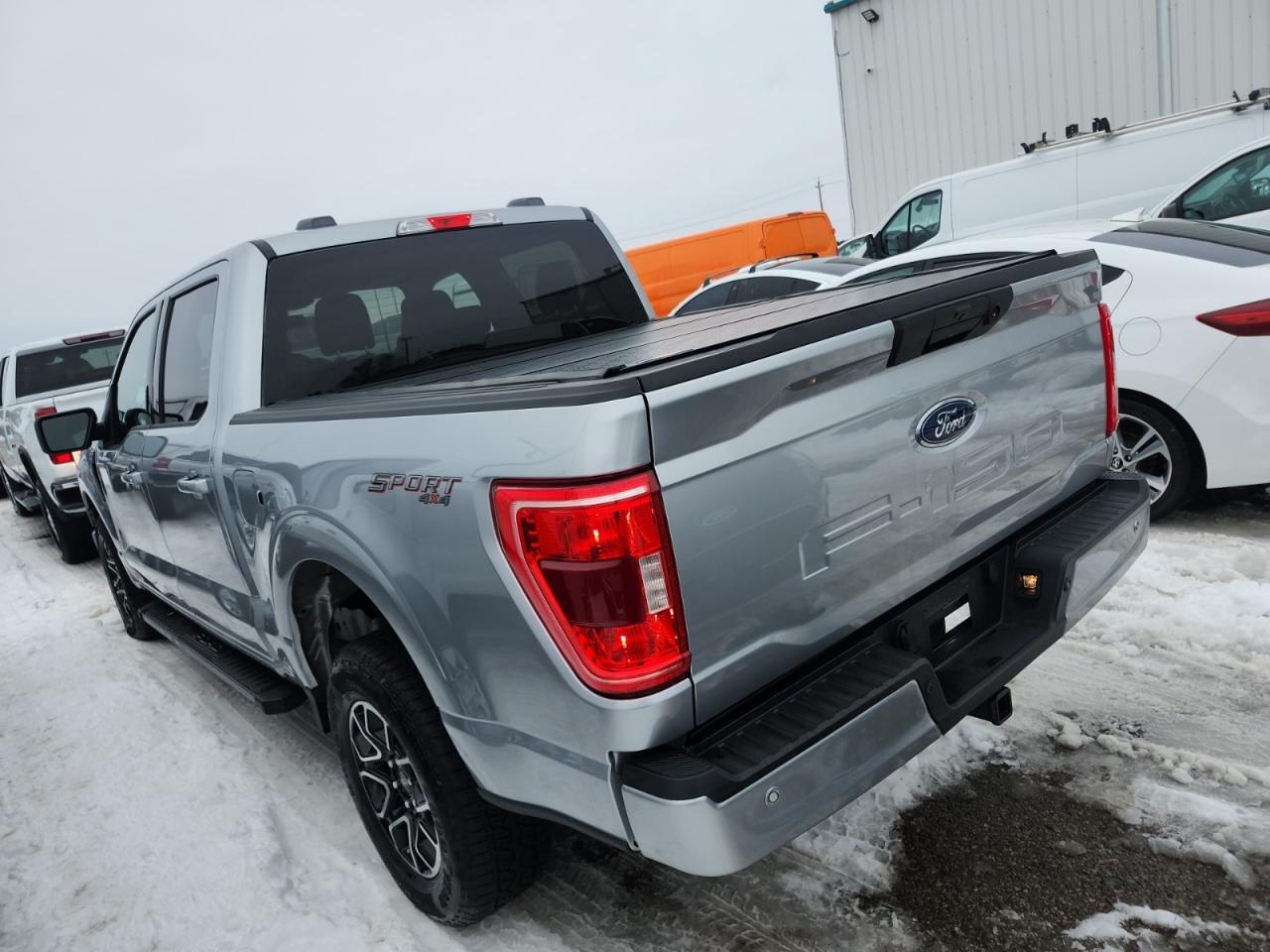 2022 Ford F-150 5.0 V8 | 301A | XLT | SPORT | SUPER CREW | 4X4 Photo