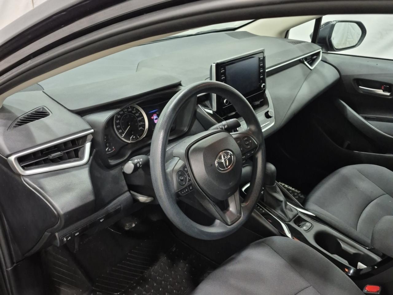 2021 Toyota Corolla LE | NO ACCIDENTS | TOYOTA SERVICED | NO ACCIDENTS Photo