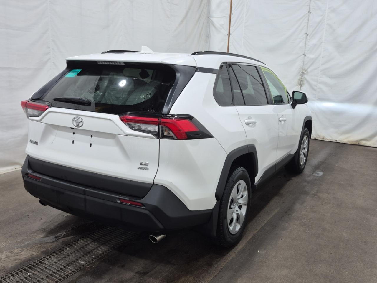 2020 Toyota RAV4 LE | AWD | NO ACCIDENTS | BLIND SPOT Photo