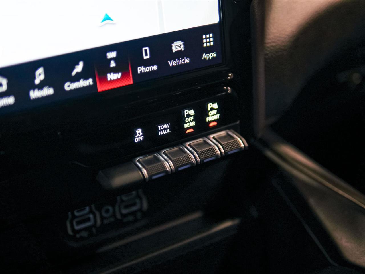 2022 RAM 1500 CREW CAB SPORT | 4X4 | LEVEL 2 | 5.7 HEMI Photo