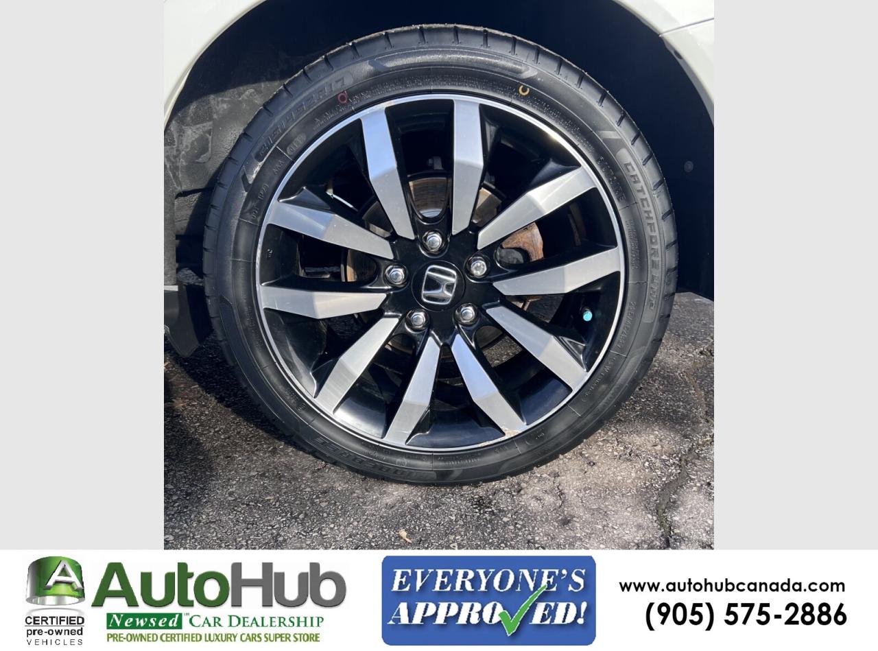 2014 Honda Civic TOURING-NAV-SUNROOF-LEATHER-BACKUP CAMERA Photo