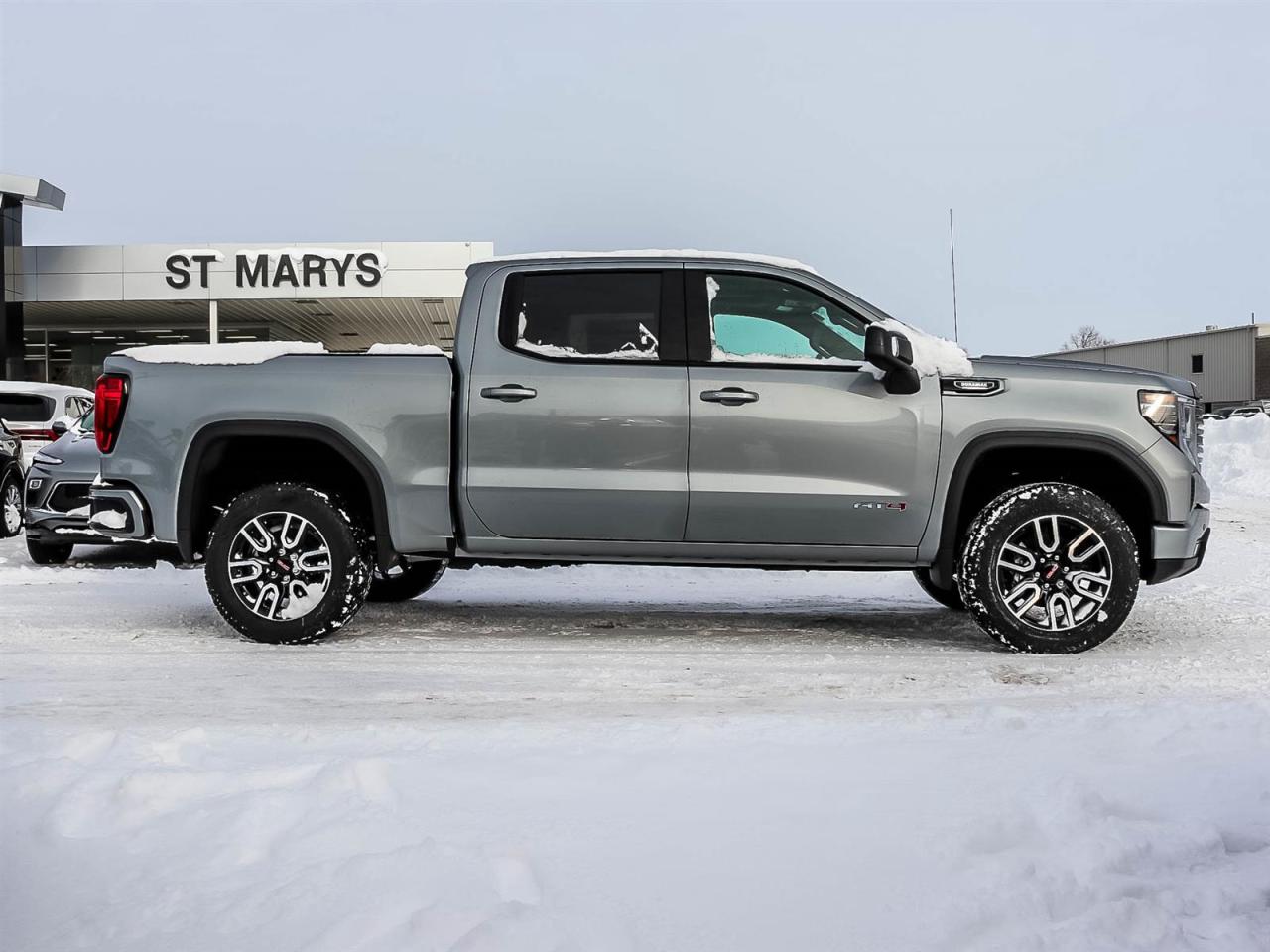 2026 GMC Sierra 1500 AT4 Photo2