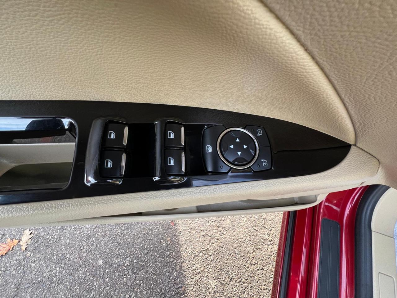 2016 Ford Fusion SE**LEATHER*LOW KMS** Photo