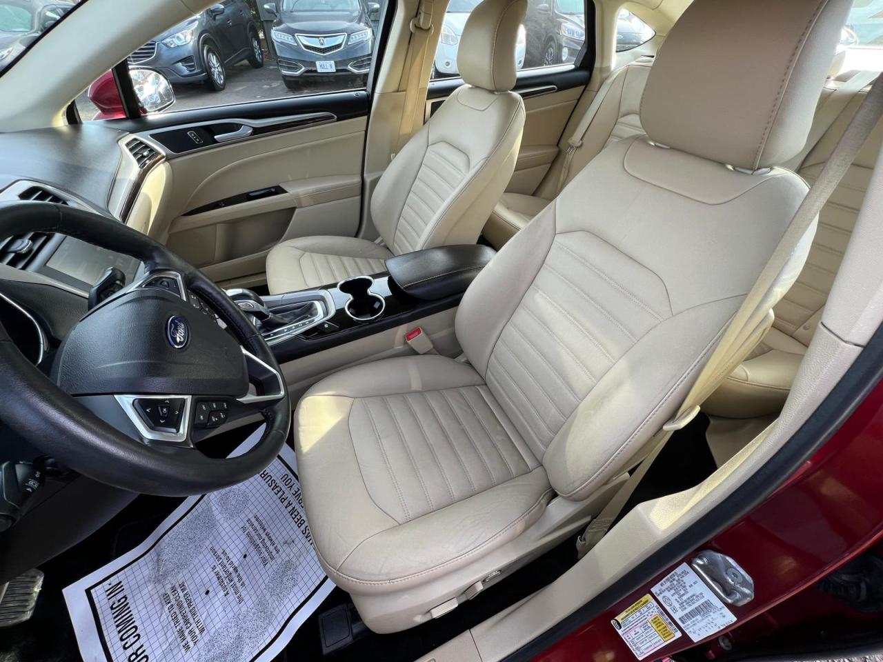 2016 Ford Fusion SE**LEATHER*LOW KMS** Photo