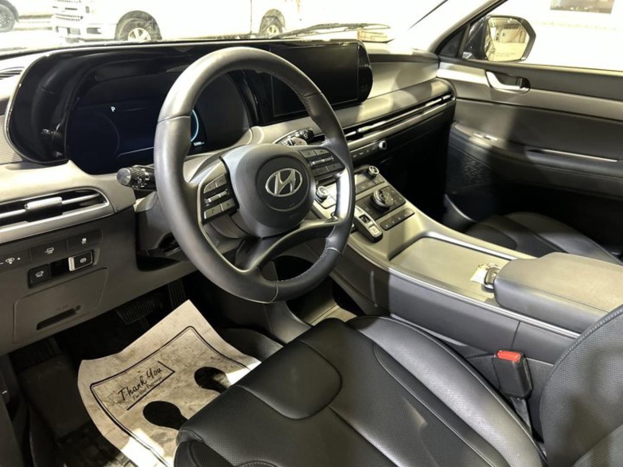 2023 Hyundai PALISADE Urban AWD | 2nd Row Captain Seats | 360 Camera | Remote Start Photo