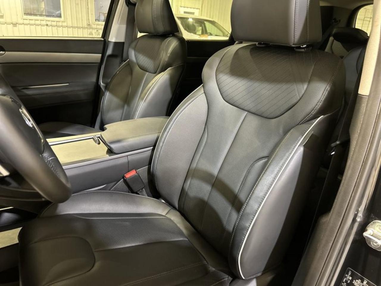 2023 Hyundai PALISADE Urban AWD | 2nd Row Captain Seats | 360 Camera | Remote Start Photo