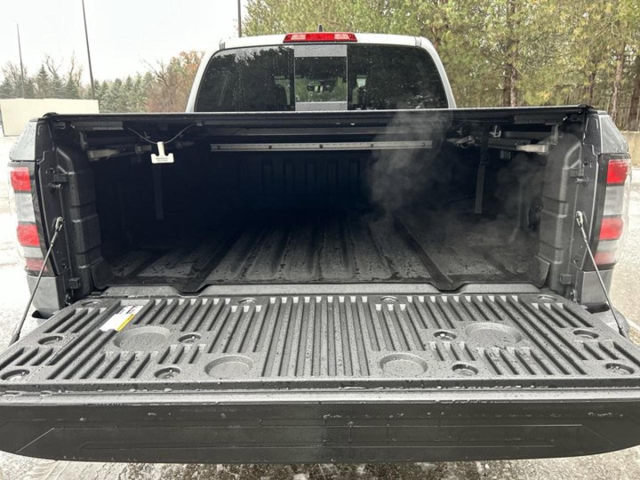 2025 Nissan Frontier PRO-4X Crew | 360 Camera | Sunroof | Heated Seats Photo