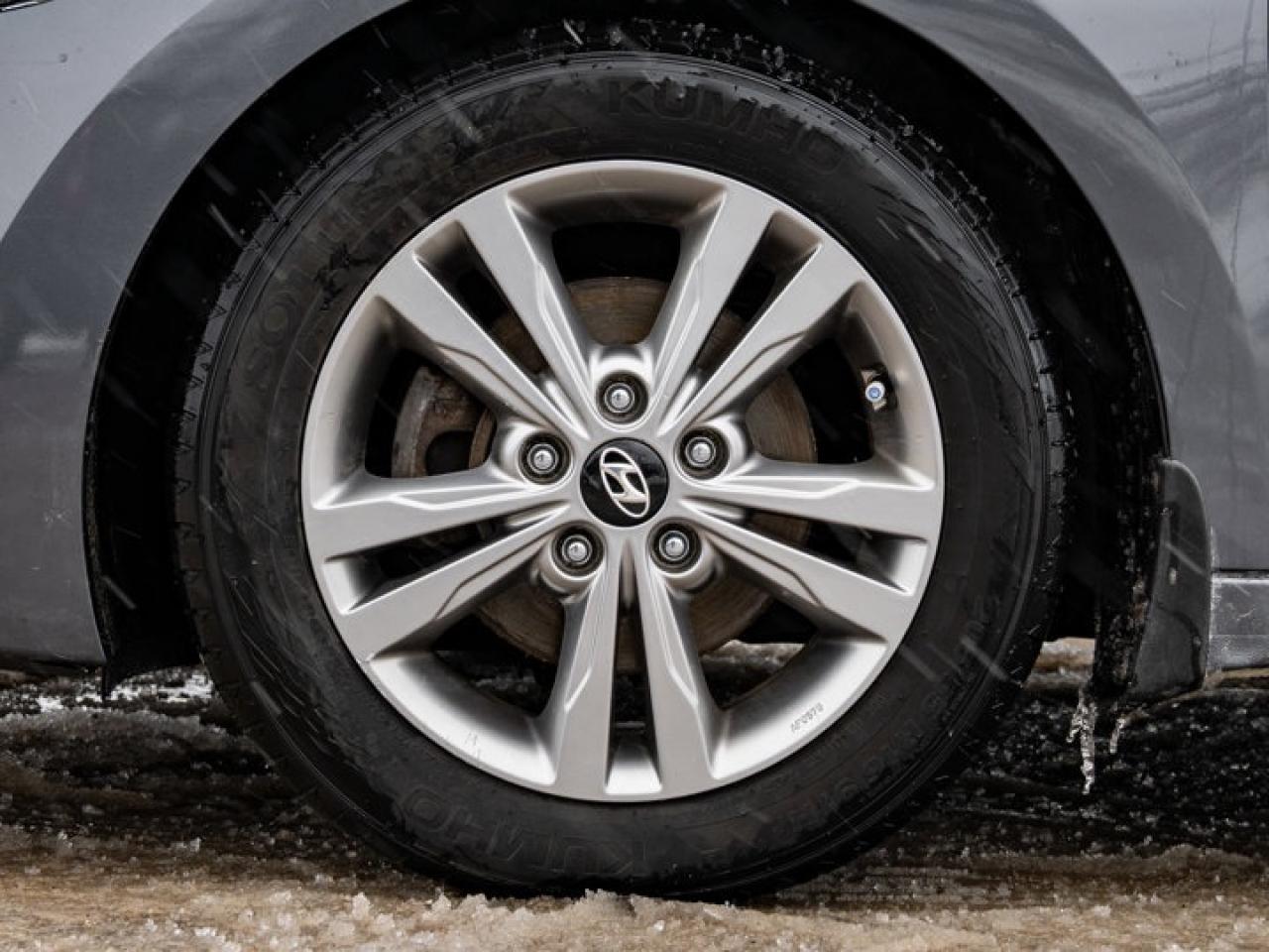 2018 Hyundai Elantra GL Photo