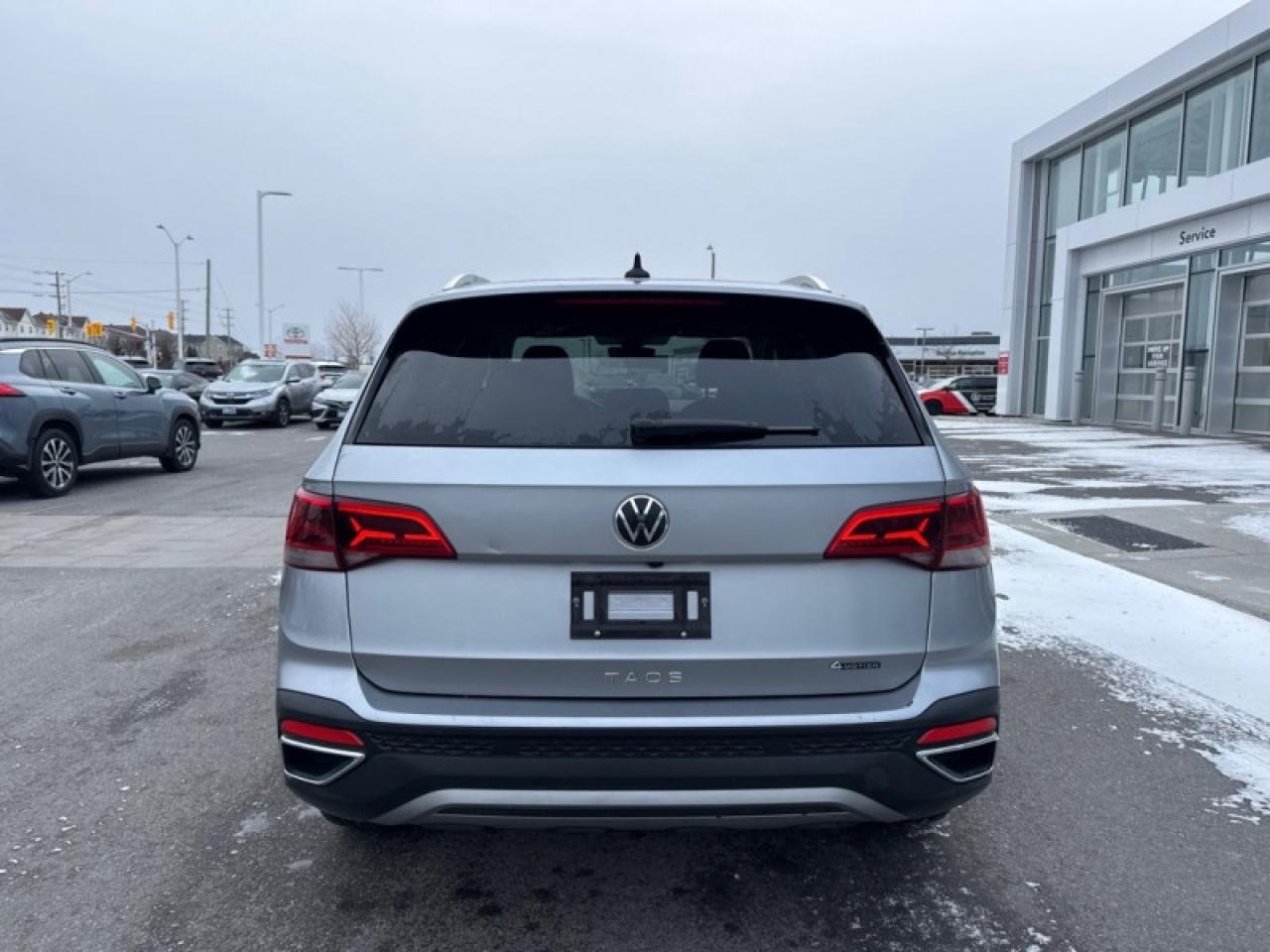 2024 Volkswagen Taos Comfortline 4MOTION  -  Heated Seats Photo