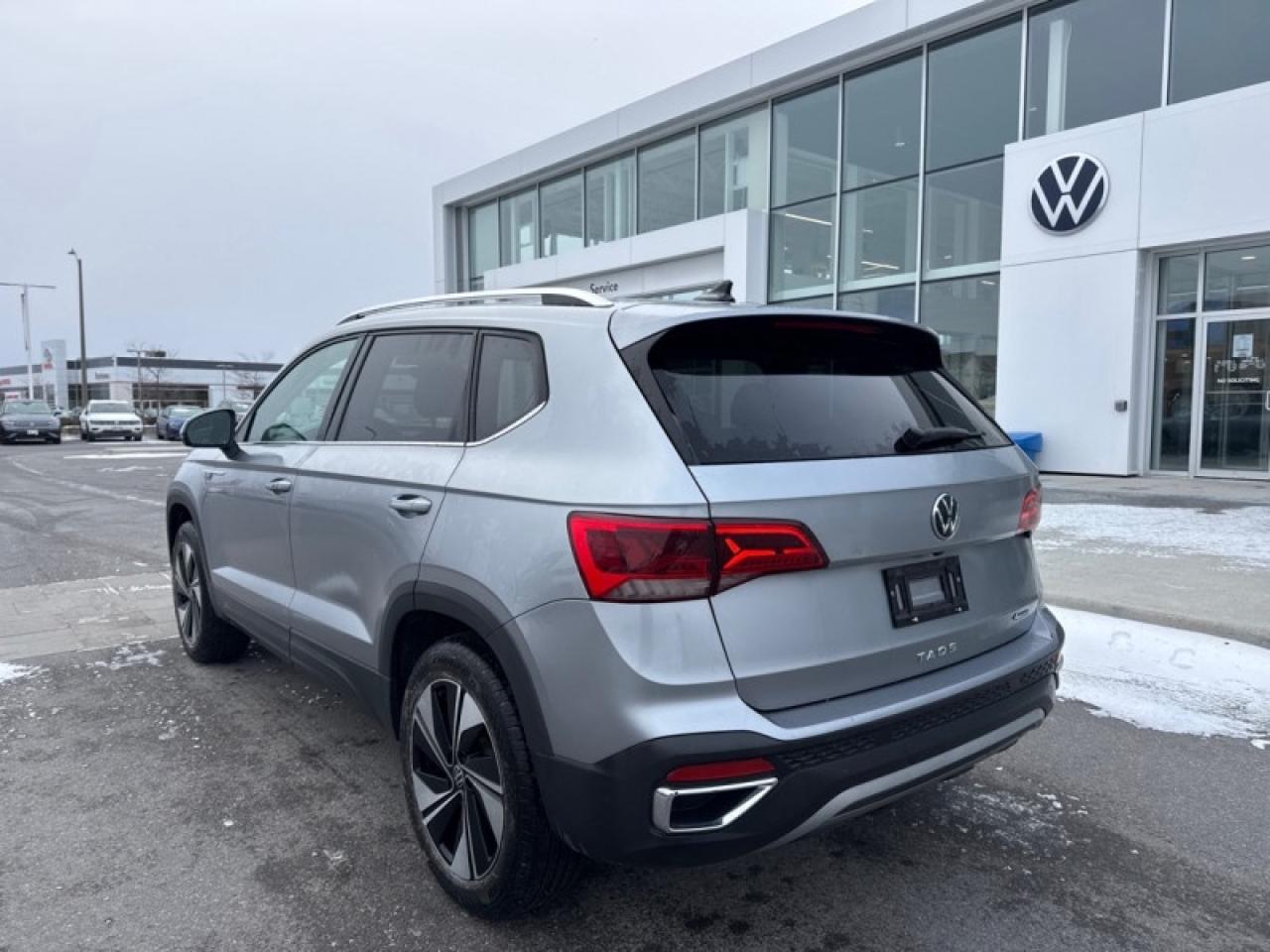 2024 Volkswagen Taos Comfortline 4MOTION  -  Heated Seats Photo