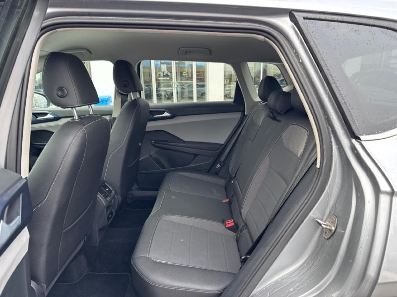 2024 Volkswagen Taos Comfortline 4MOTION  -  Heated Seats Photo