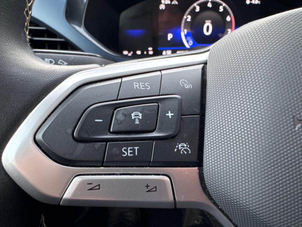 2024 Volkswagen Taos Comfortline 4MOTION  -  Heated Seats Photo