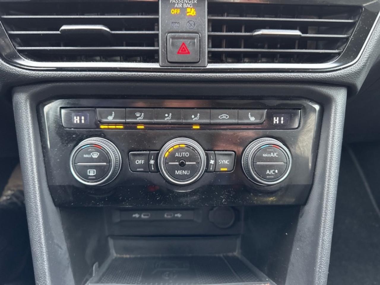 2024 Volkswagen Taos Comfortline 4MOTION  -  Heated Seats Photo