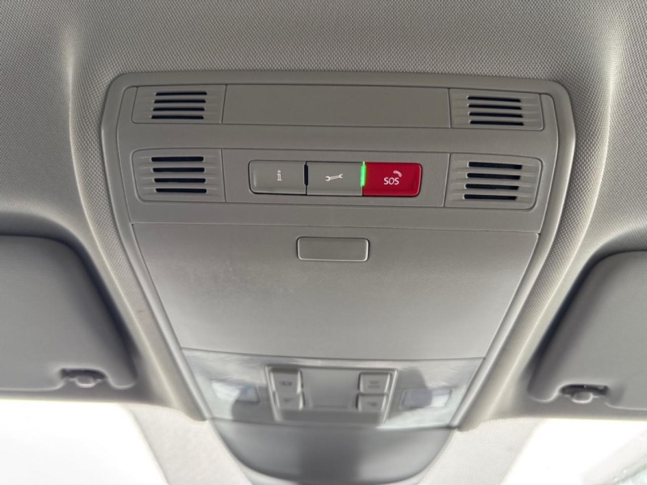 2024 Volkswagen Taos Comfortline 4MOTION  -  Heated Seats Photo