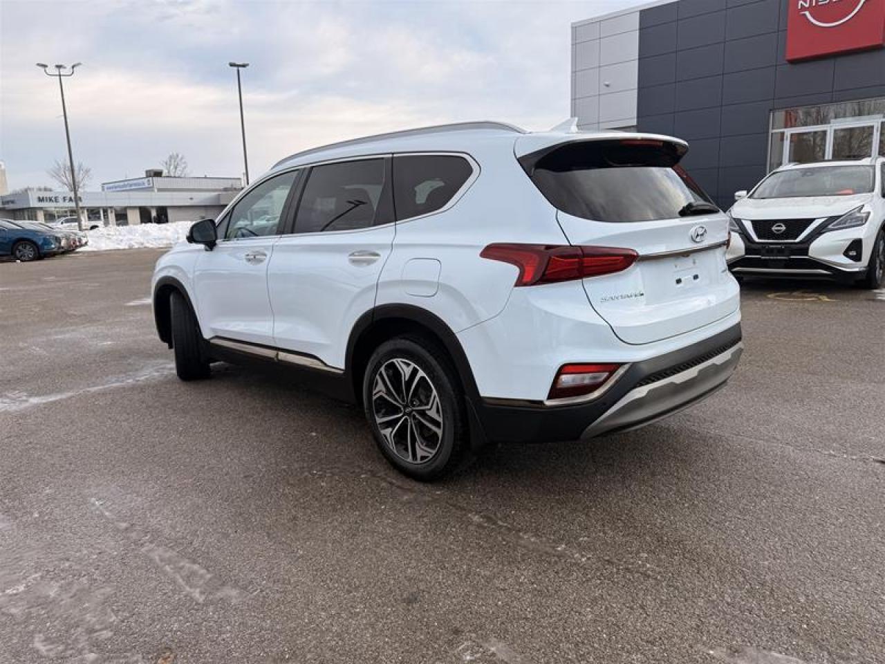 2020 Nissan Santa Fe Ultimate AWD 2.0T Photo