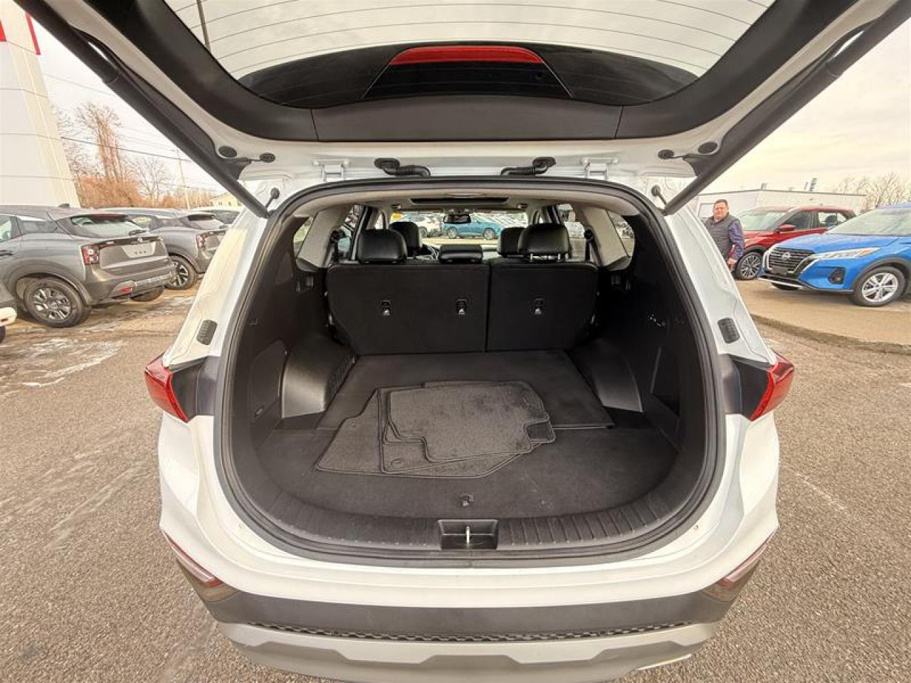 2020 Nissan Santa Fe Ultimate AWD 2.0T Photo