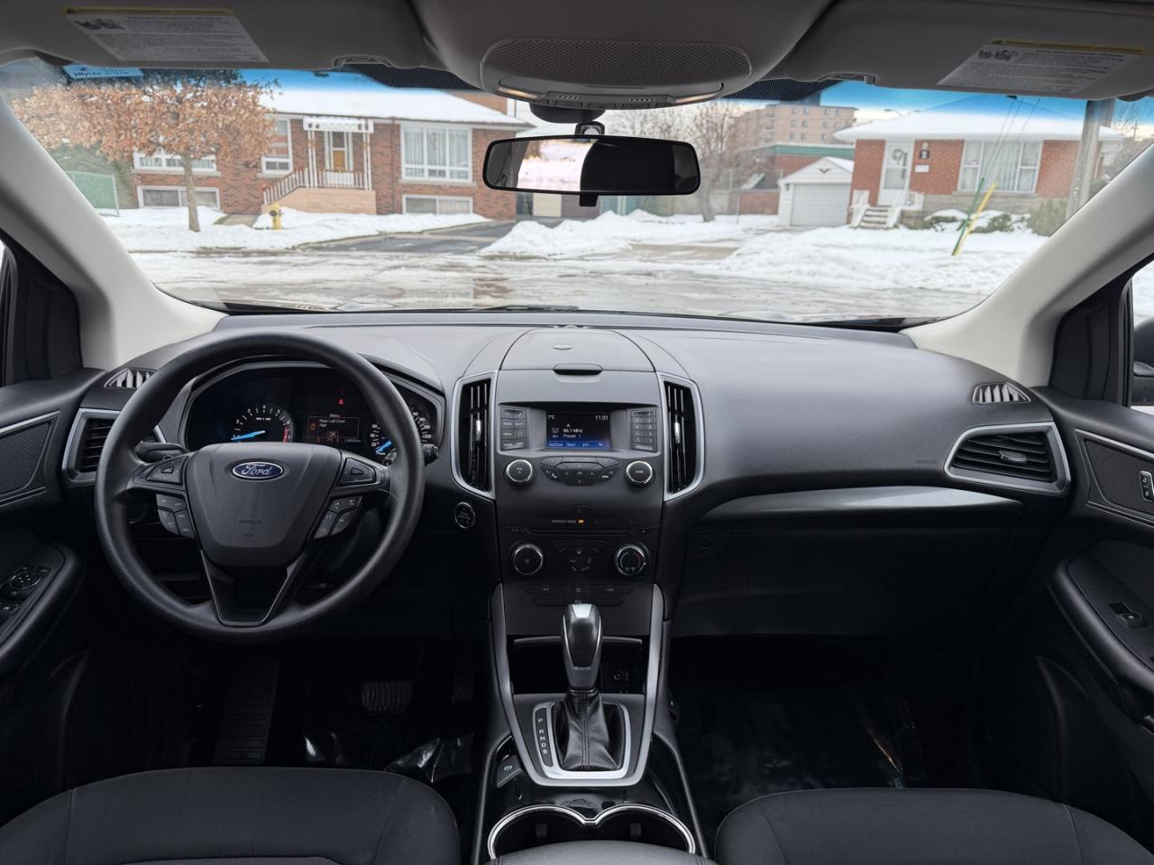 2015 Ford Edge SE FWD Photo