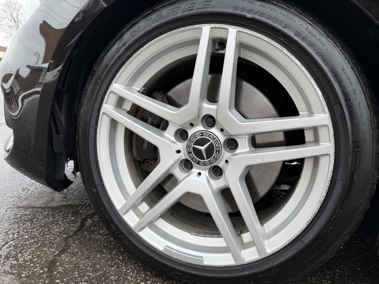 2017 Mercedes-Benz CLA-Class CLA250 4MATIC Photo