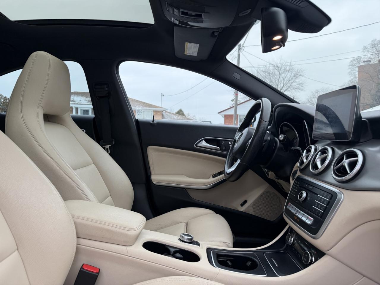 2017 Mercedes-Benz CLA-Class CLA250 4MATIC Photo