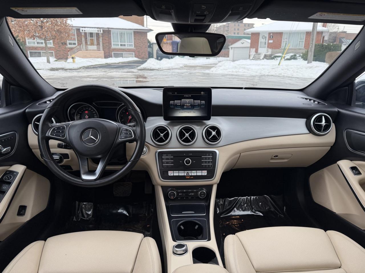 2017 Mercedes-Benz CLA-Class CLA250 4MATIC Photo