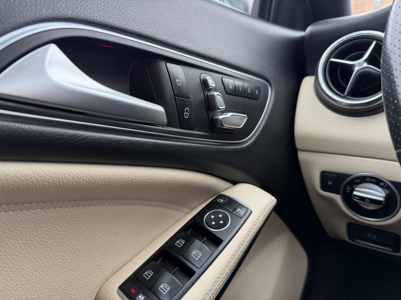 2017 Mercedes-Benz CLA-Class CLA250 4MATIC Photo