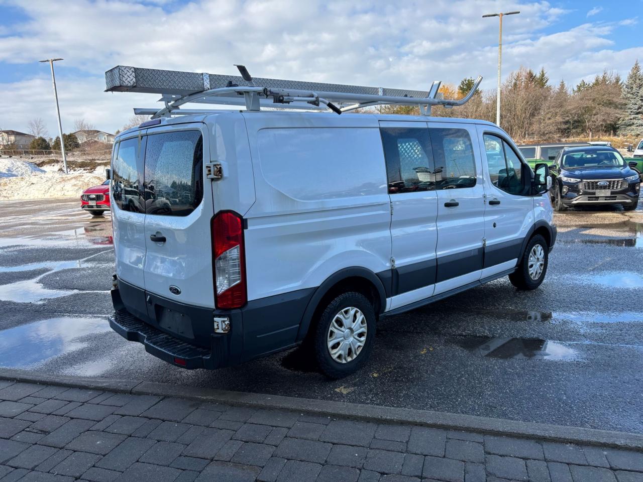 2018 Ford Transit 150 CARGO VAN, 130"WB, CLOTH, CRUISE, NAV, AS TRADED Photo4