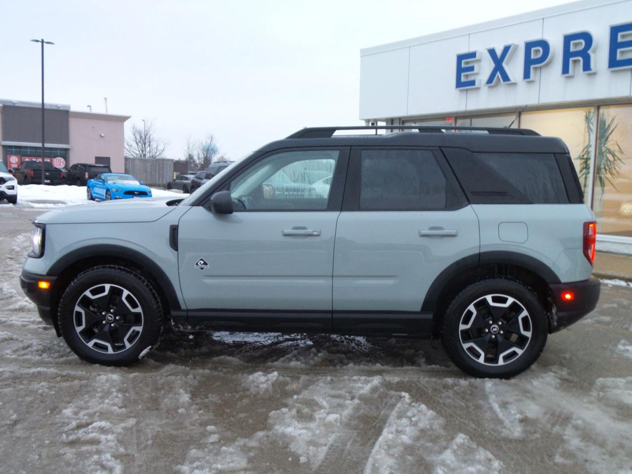 2021 Ford Bronco Sport OUTERBANKS, LEATHER, COPILOT PACK, FACTORY TOW! Photo