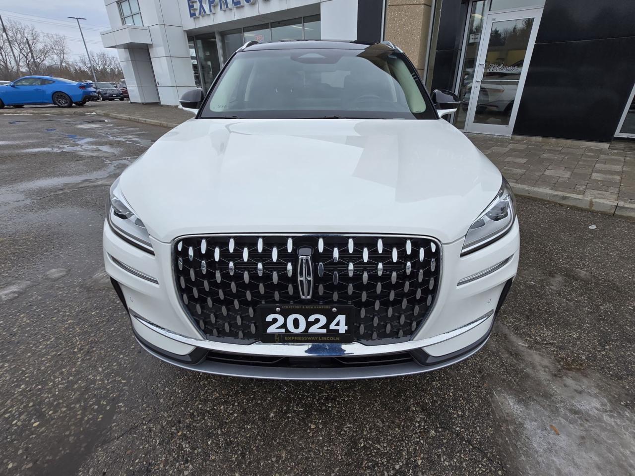 2024 Lincoln Corsair RESERVE, MOONROOF, TOW PACK, 202A, LOADED! Photo