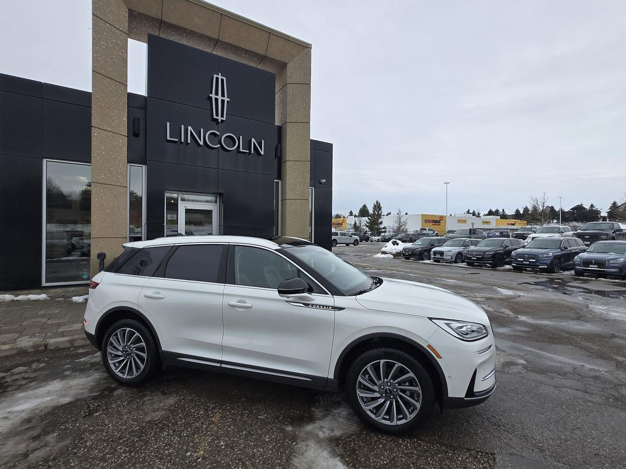 2024 Lincoln Corsair RESERVE, MOONROOF, TOW PACK, 202A, LOADED! Photo