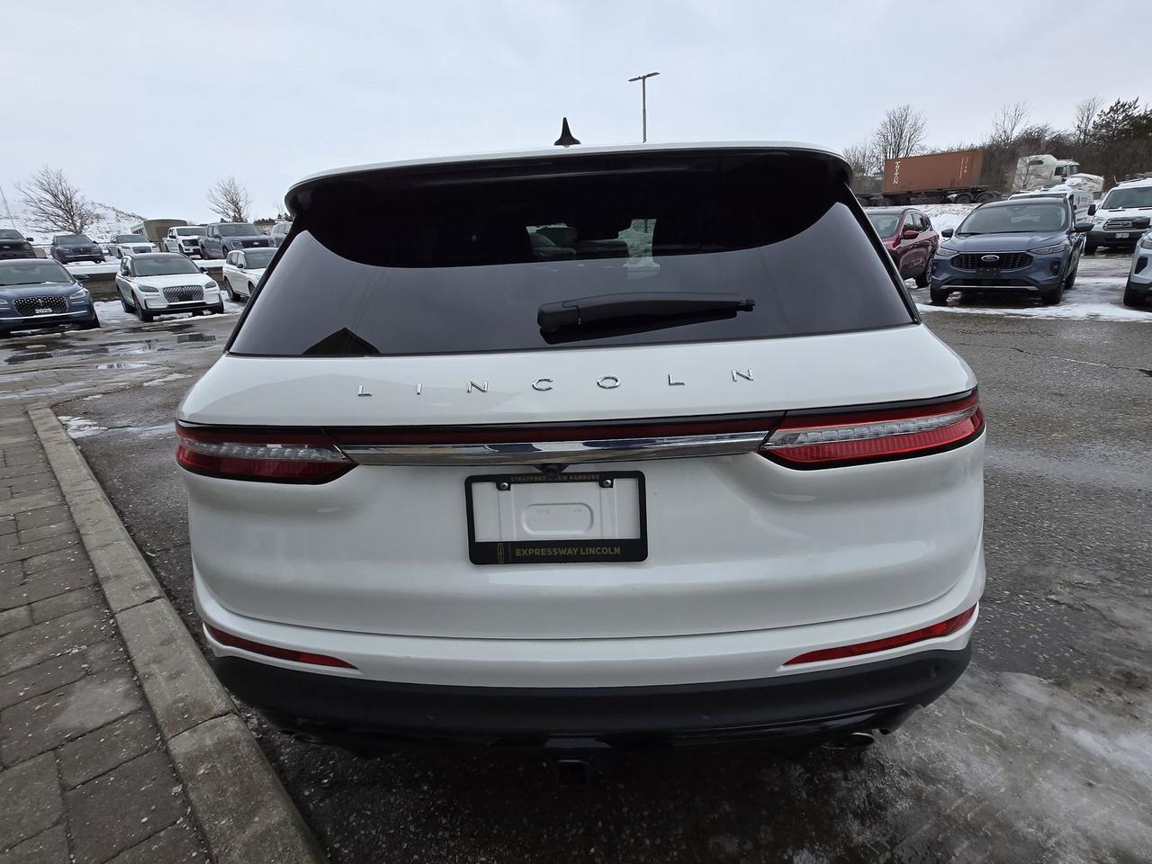 2024 Lincoln Corsair RESERVE, MOONROOF, TOW PACK, 202A, LOADED! Photo2