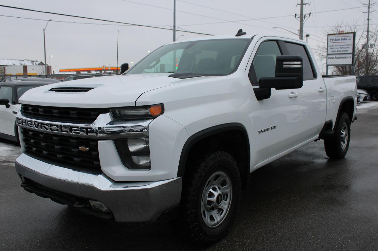 2022 Chevrolet Silverado 3500 4WD Crew Cab 159" LT Photo2