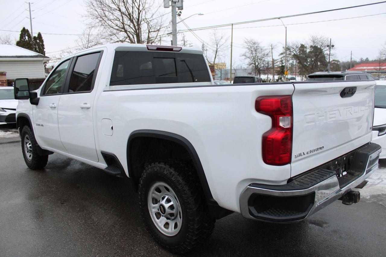 2022 Chevrolet Silverado 3500 4WD Crew Cab 159" LT Photo4