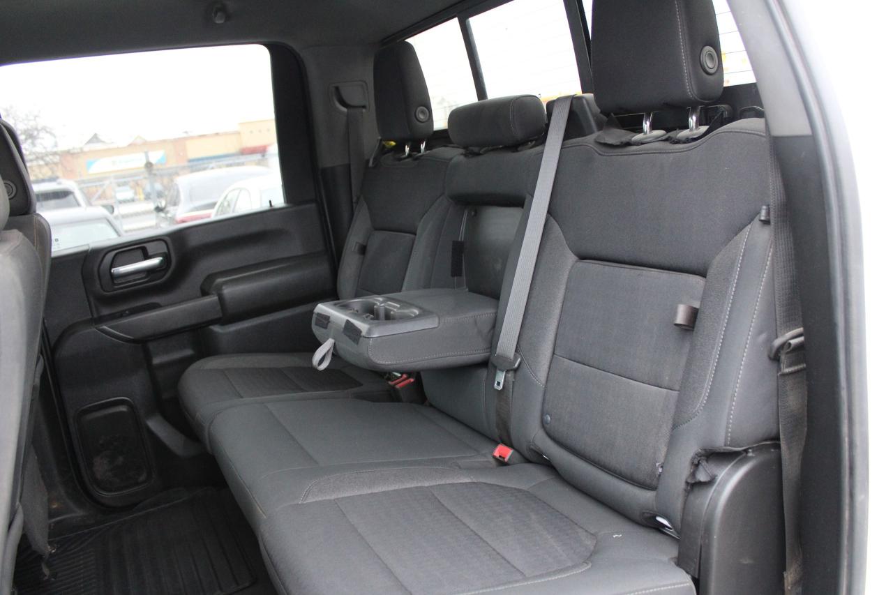 2022 Chevrolet Silverado 3500 4WD Crew Cab 159" LT Photo