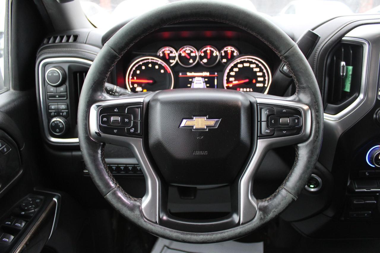 2022 Chevrolet Silverado 3500 4WD Crew Cab 159" LT Photo