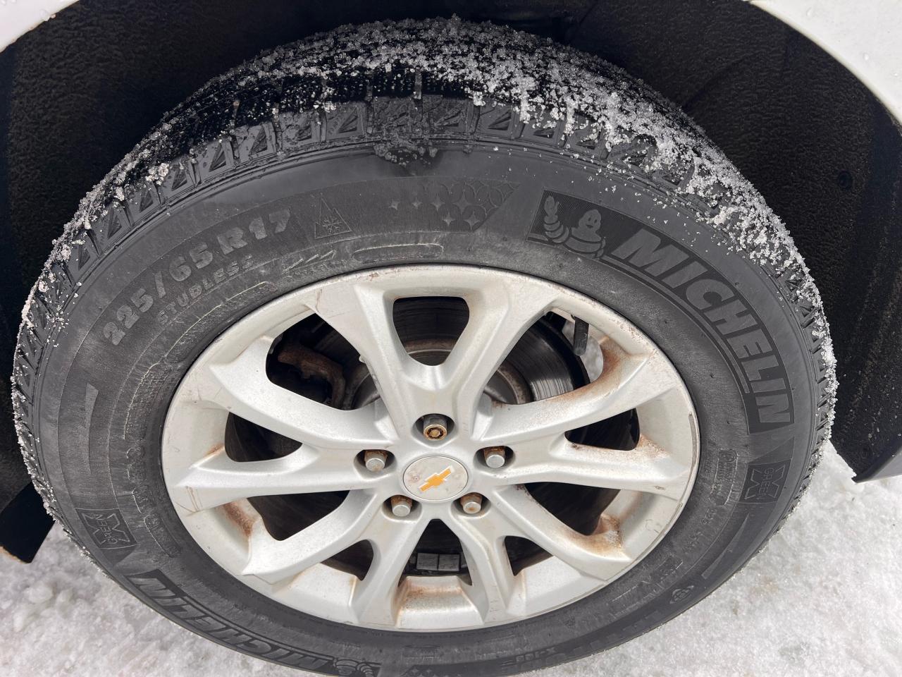 2018 Chevrolet Equinox LS Photo