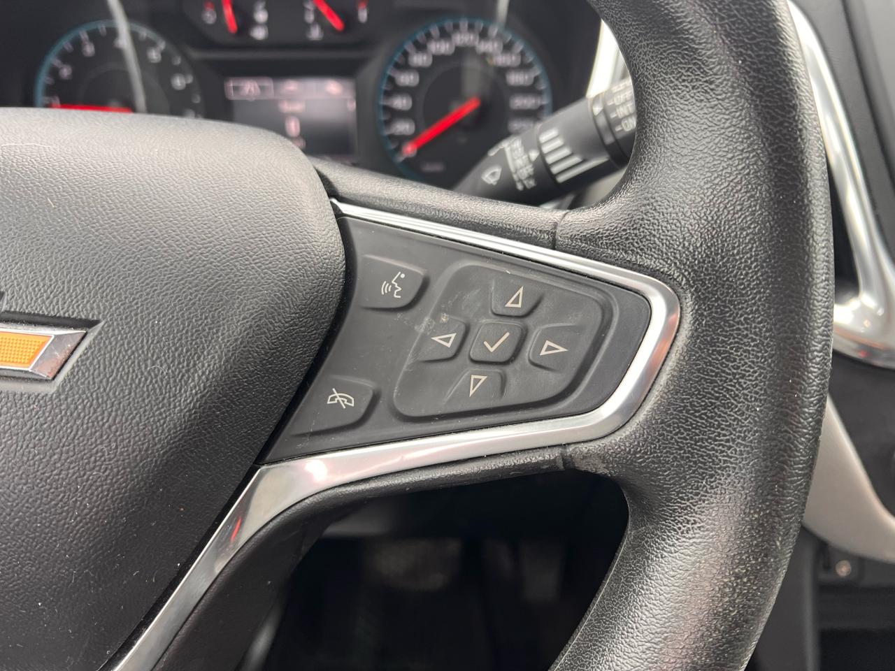 2018 Chevrolet Equinox LS Photo