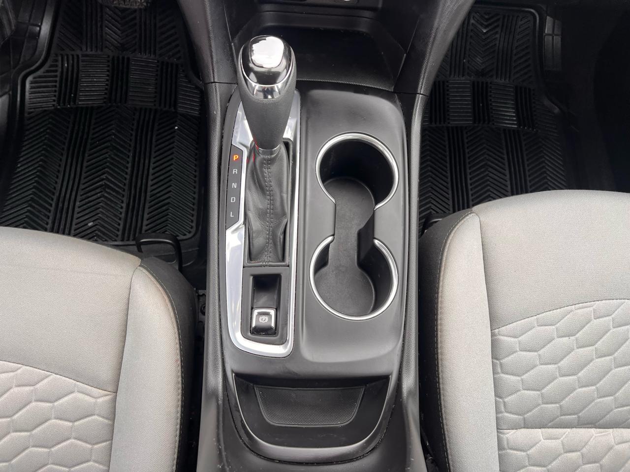 2018 Chevrolet Equinox LS Photo