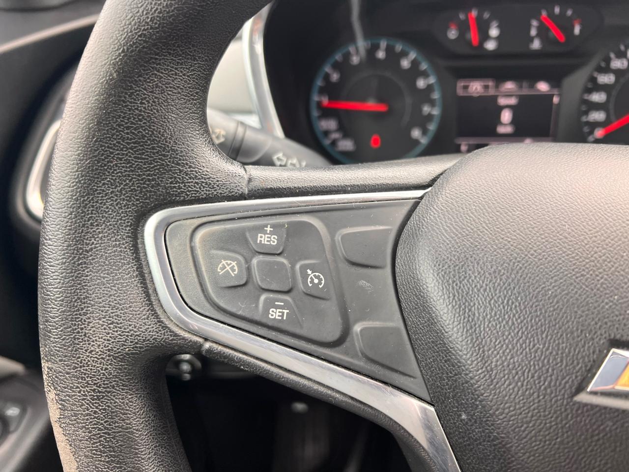 2018 Chevrolet Equinox LS Photo