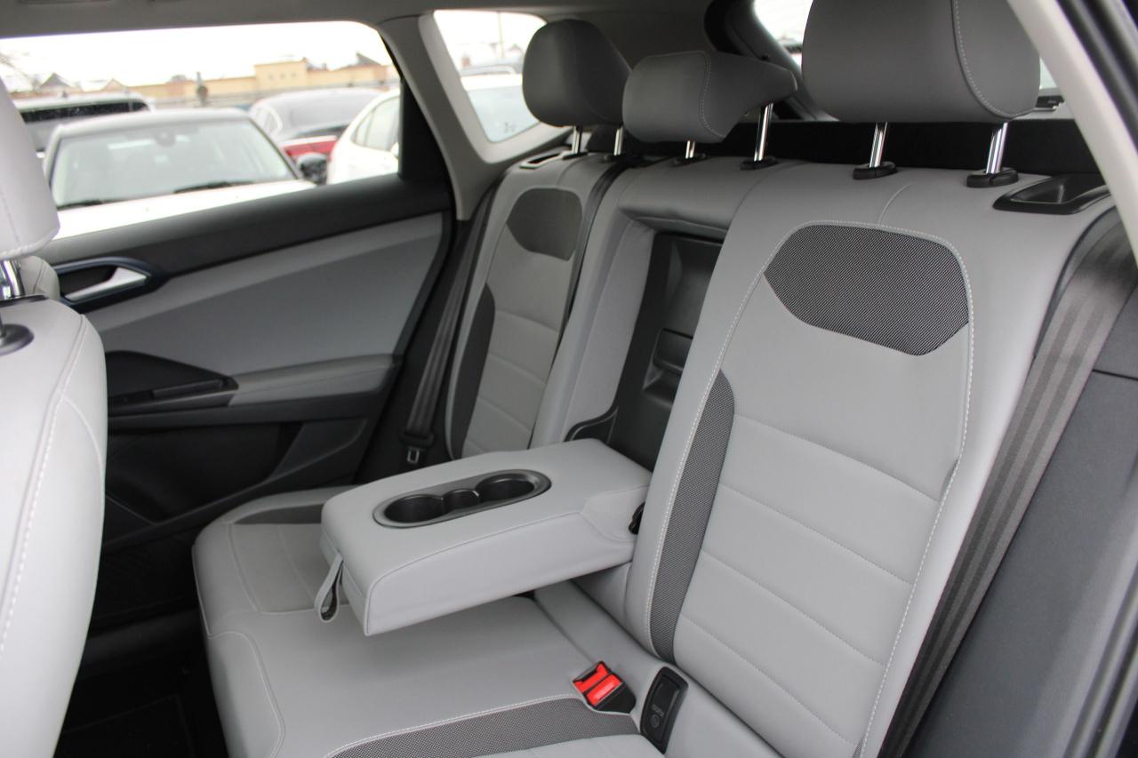 2024 Volkswagen Taos Comfortline Photo