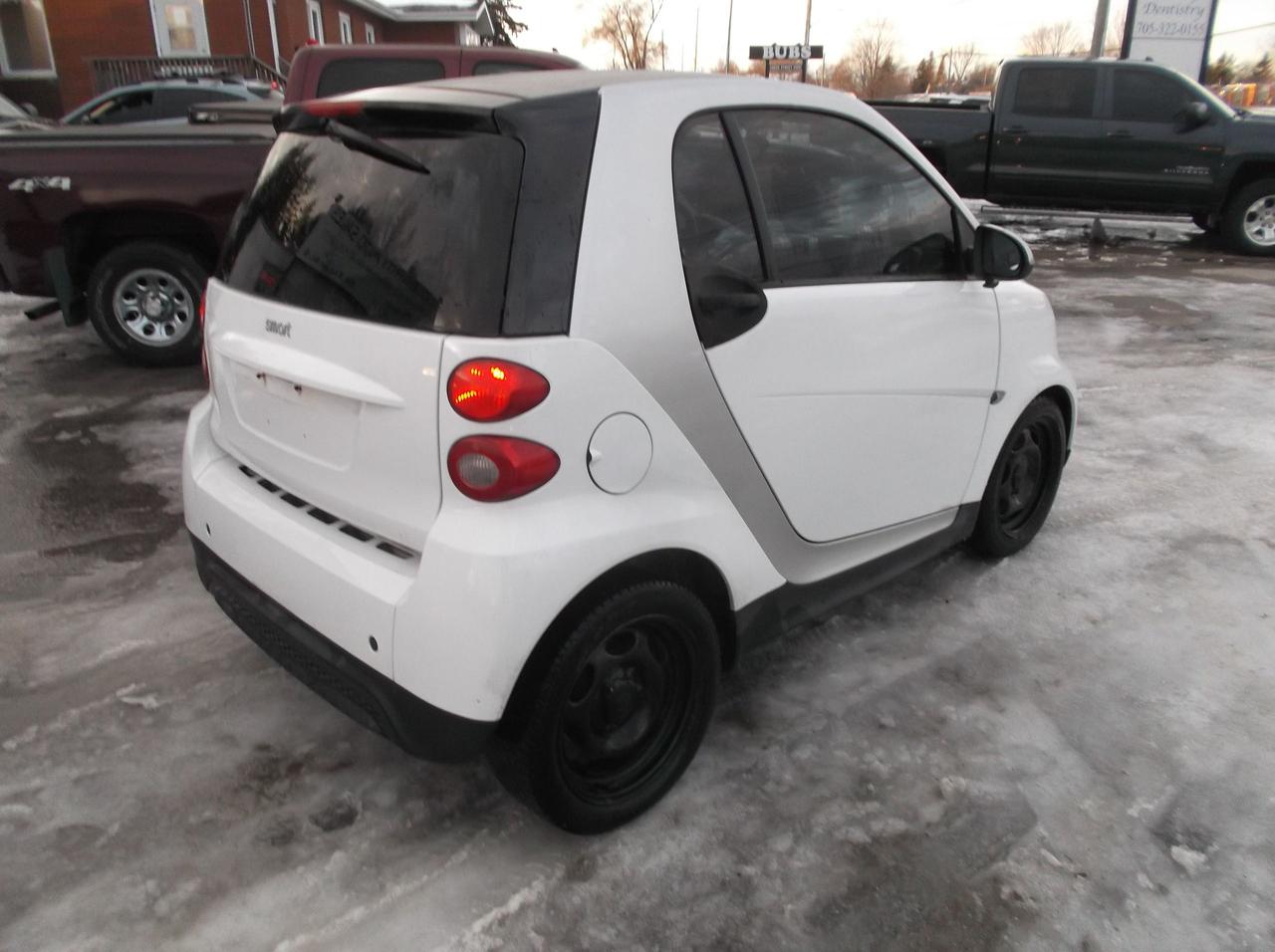 2015 Smart fortwo Pure Photo