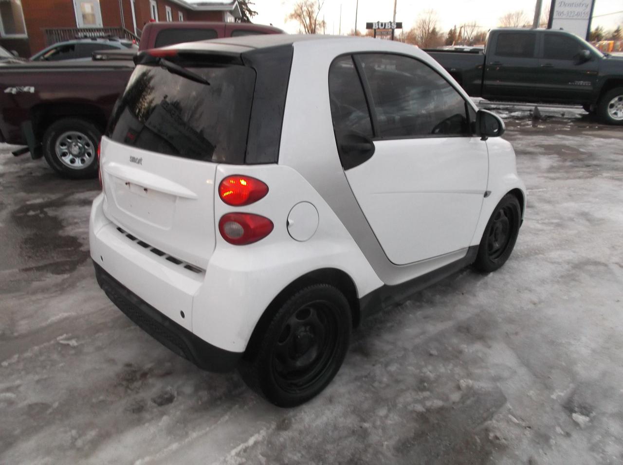 2015 Smart fortwo Pure Photo