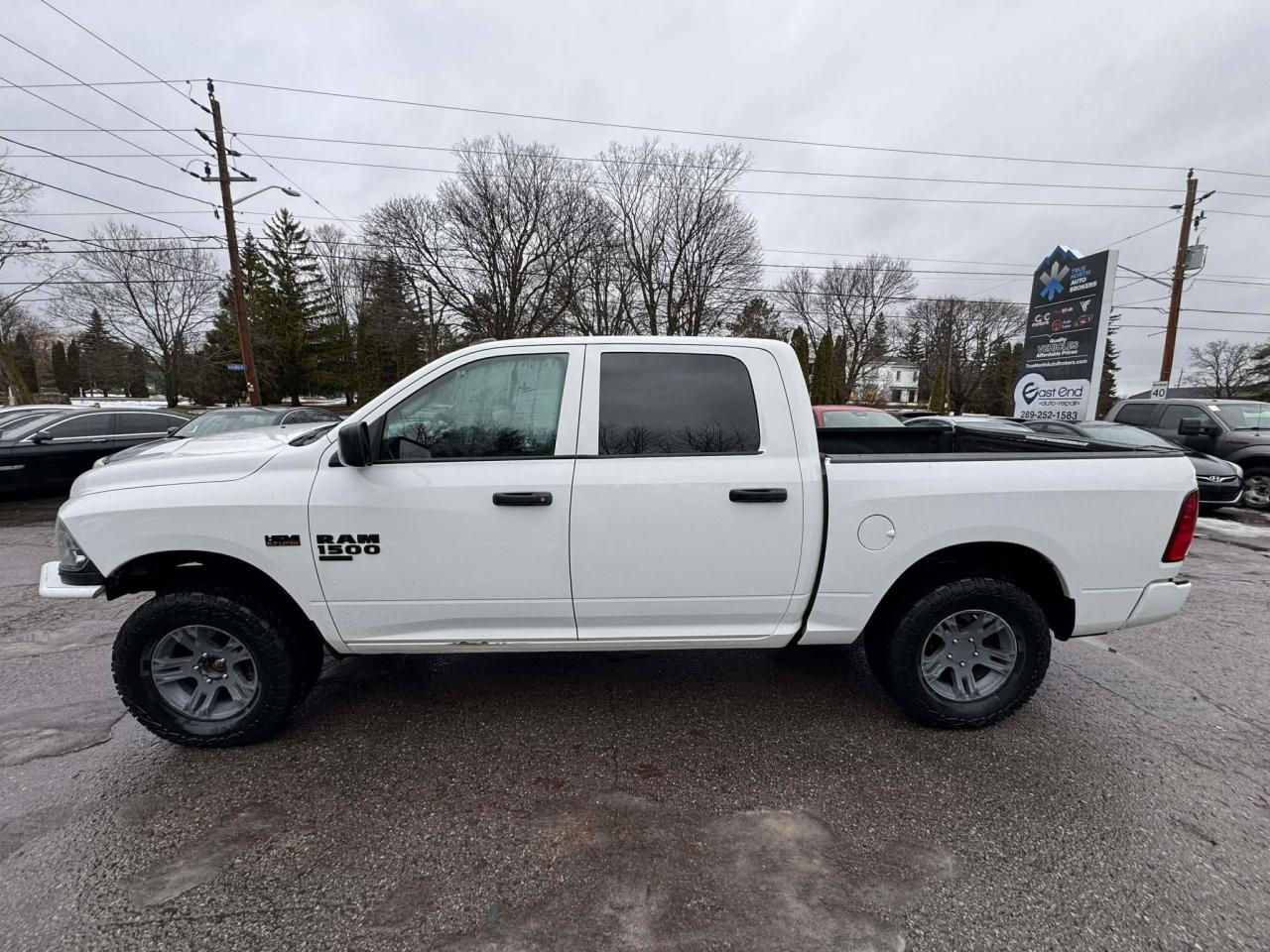 2019 RAM 1500 Classic EXPRESS 4X4 CREW CAB 5'7" BOX Photo