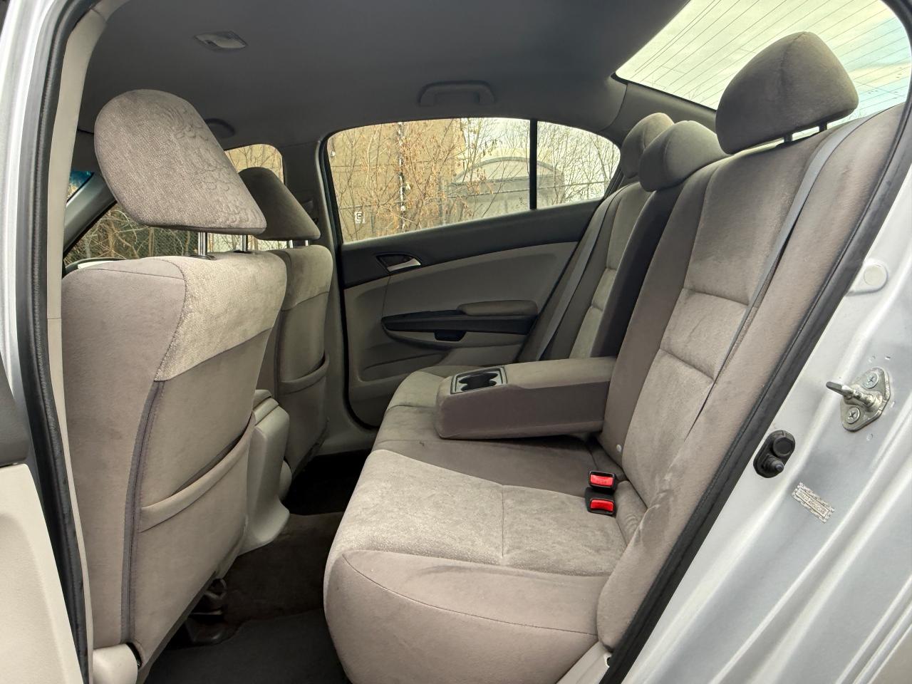 2010 Honda Accord LX Photo