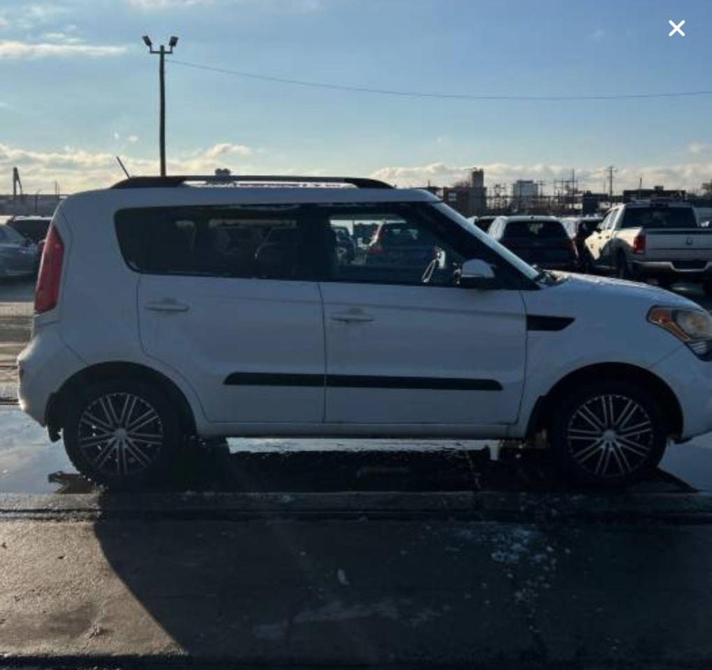 2012 Kia Soul 6 Speed Only $5800 Certified Photo4