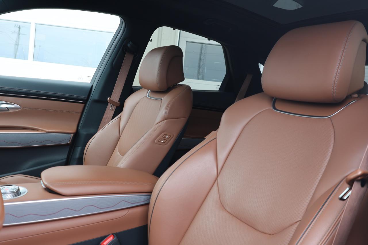 2023 Genesis GV70 2.5T Advanced Plus - HUD|PANOROOF|NAVI|CAMERA Photo