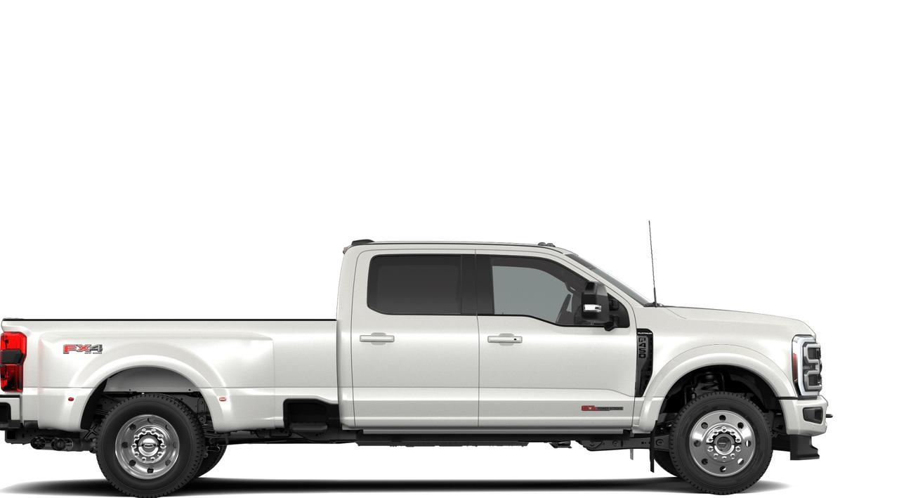 2026 Ford F-450 Super Duty DRW Platinum Photo4