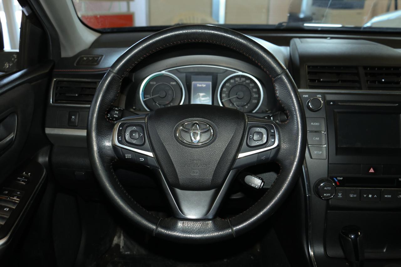 2017 Toyota Camry SE HYBRID - AS IS * AS TRADED Photo