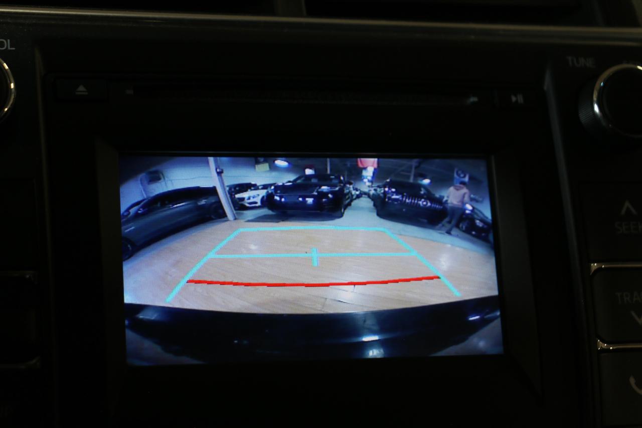 2017 Toyota Camry SE HYBRID - AS IS * AS TRADED Photo